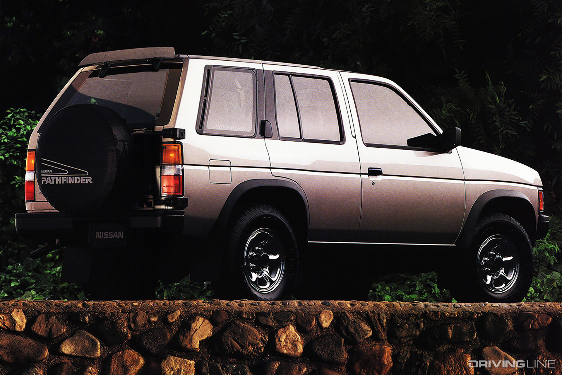 Nissan Pathfinder First Gen Silver
