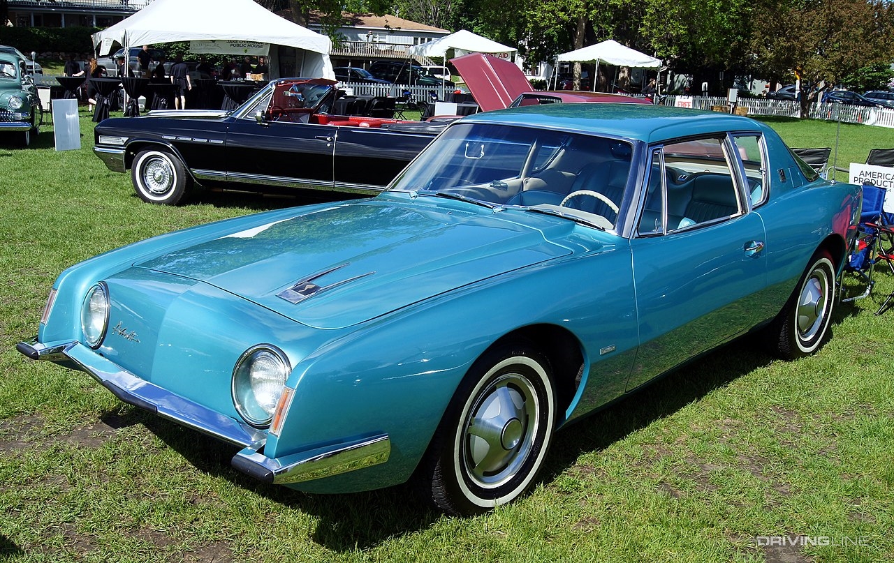 Studebaker Avanti R2