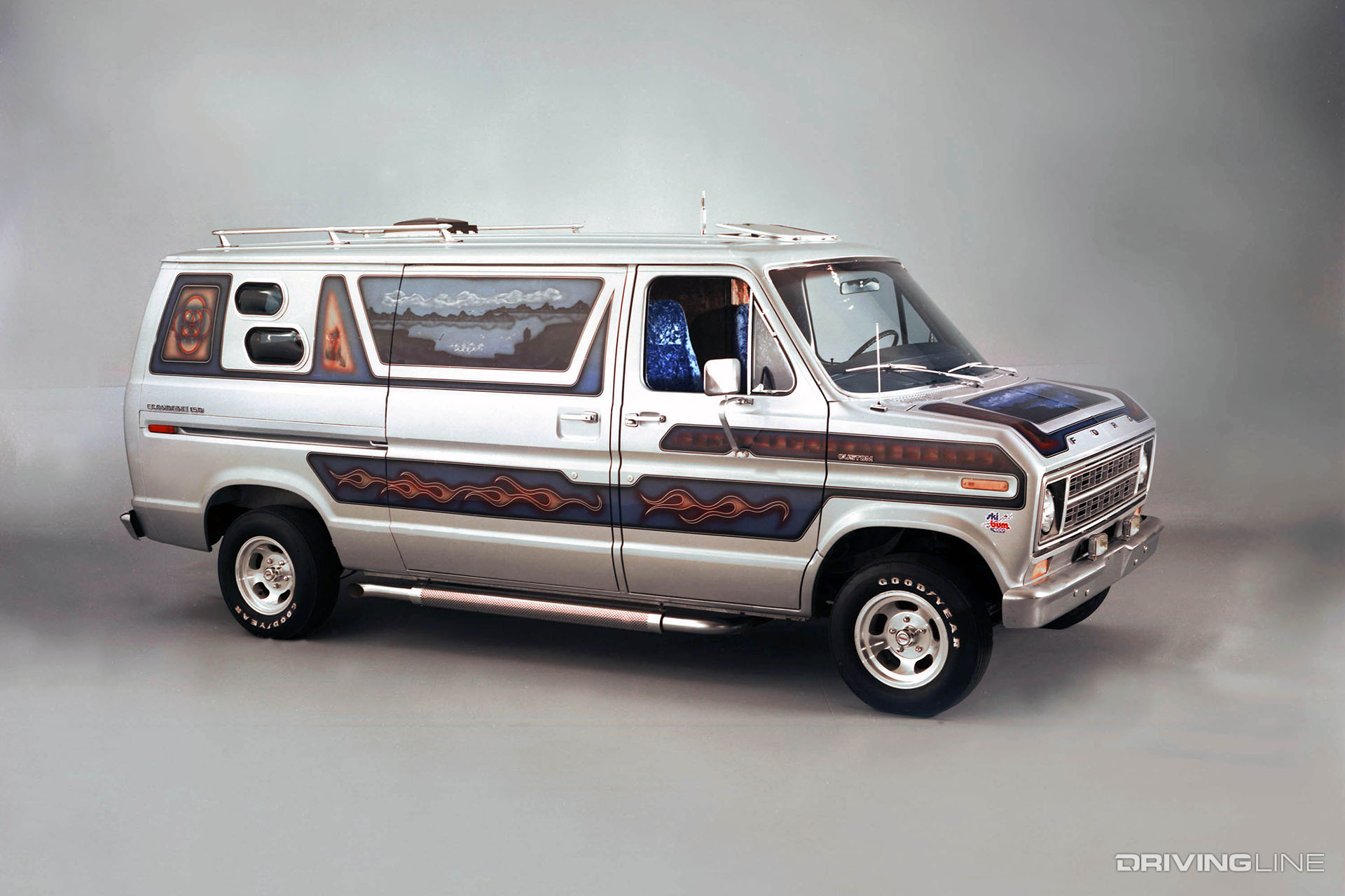 Ford E-Series Custom Van