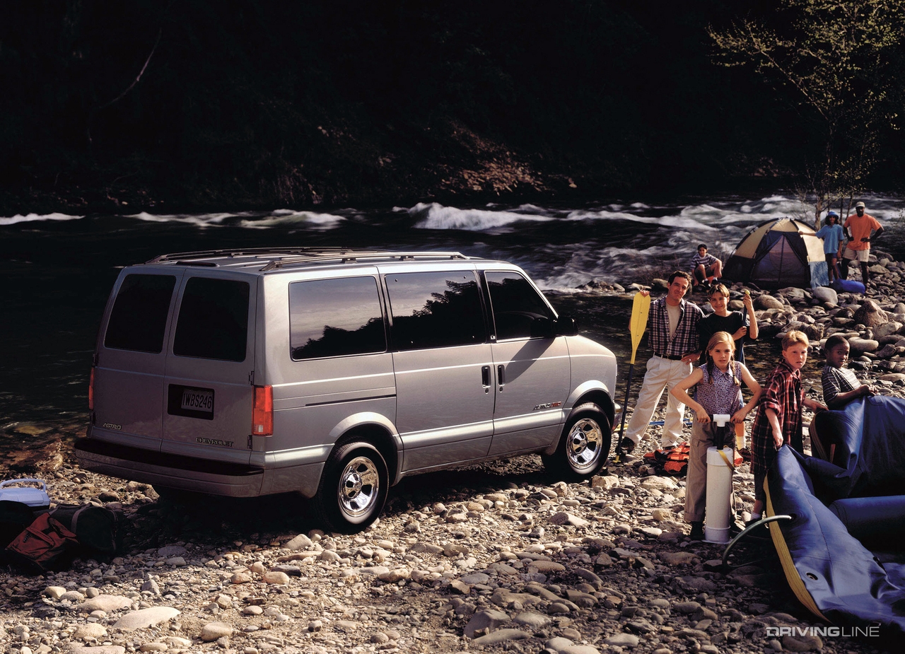 Chevrolet Astro camping