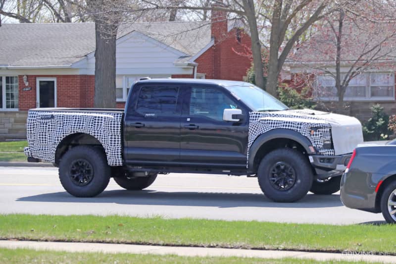 2022 Ford F-150 Raptor R testing