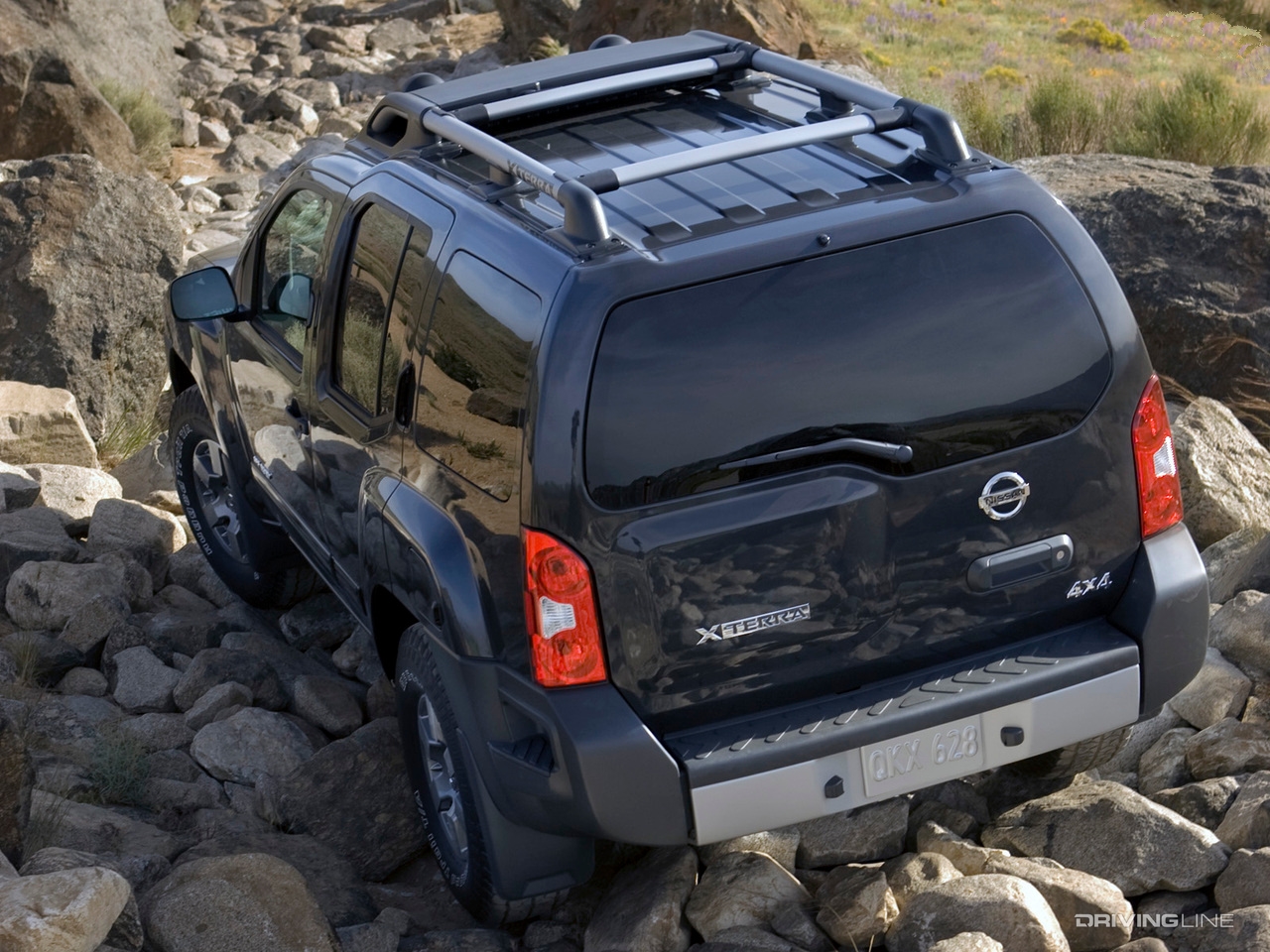 Nissan Xterra rock climb
