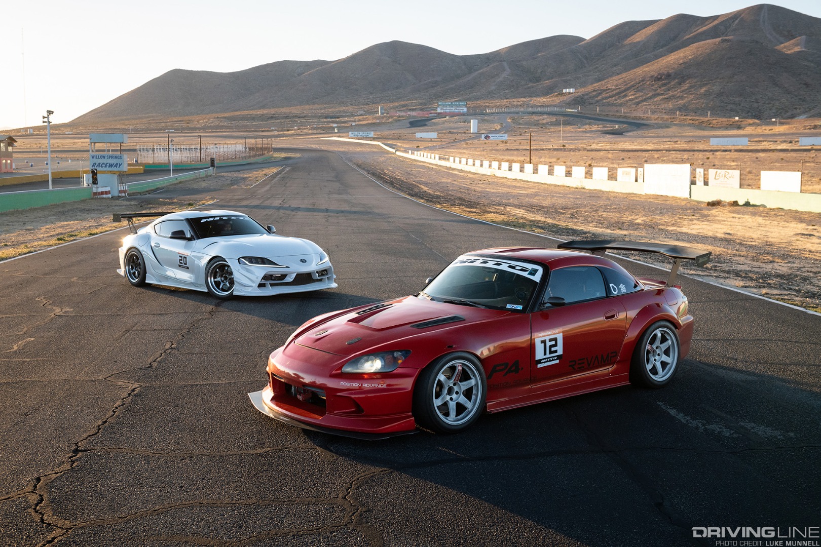 Driver Battles white Supra vs red S2000