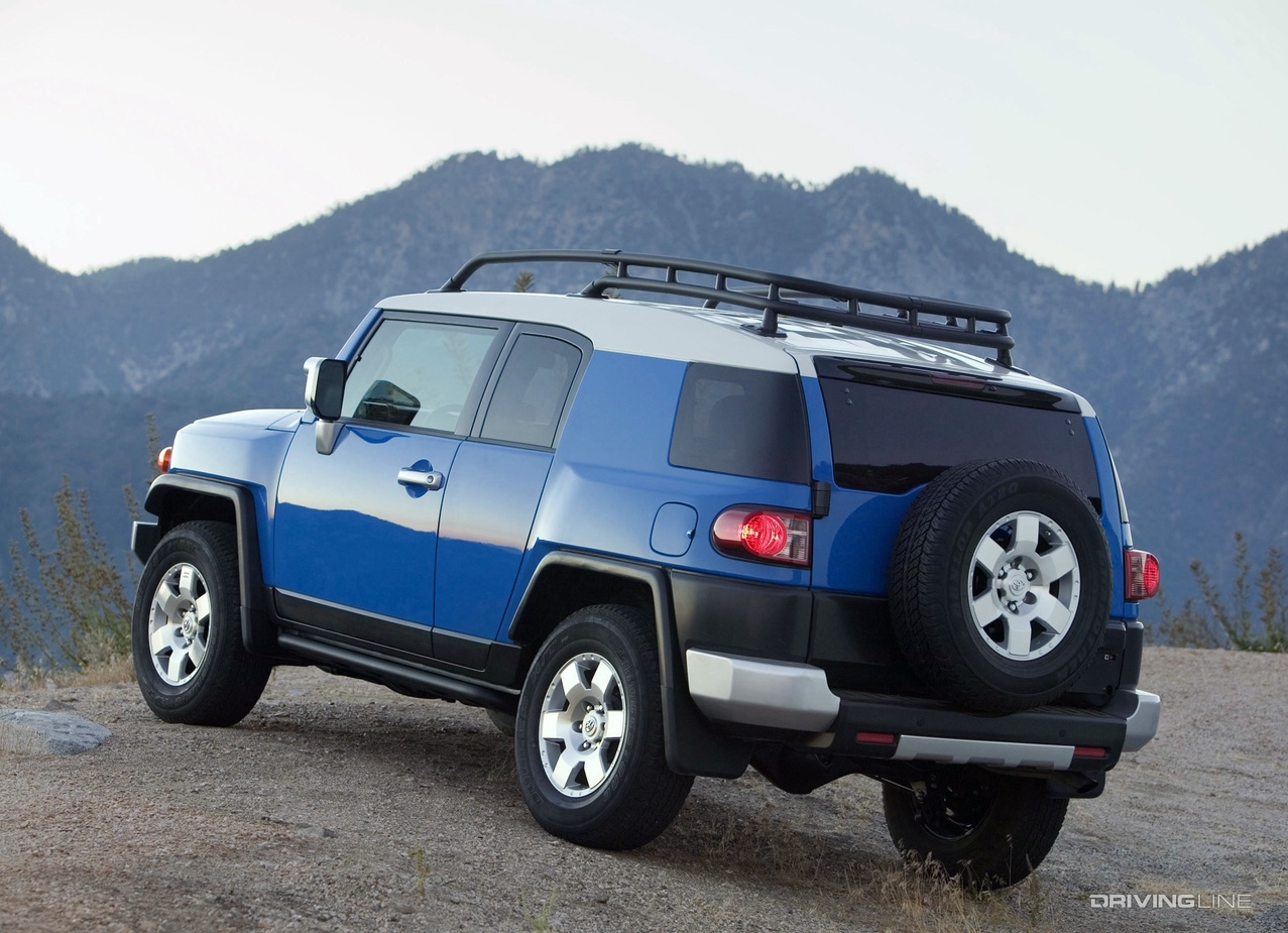 Toyota FJ Cruiser rear 3/4 mountains