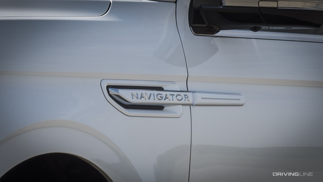 2021 Lincoln Navigator badge close-up