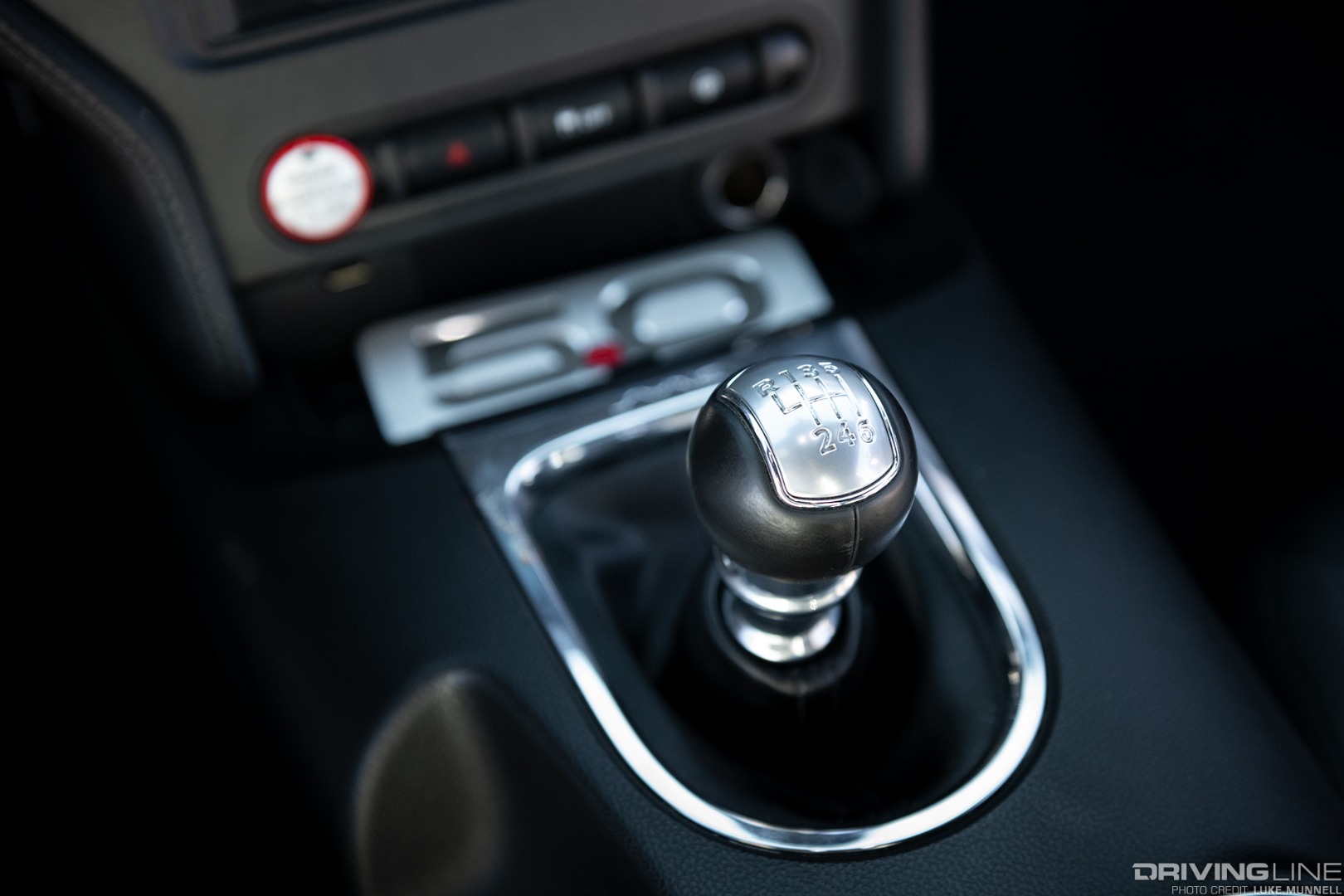 Gear shifter knob in a 2015 Mustang GT