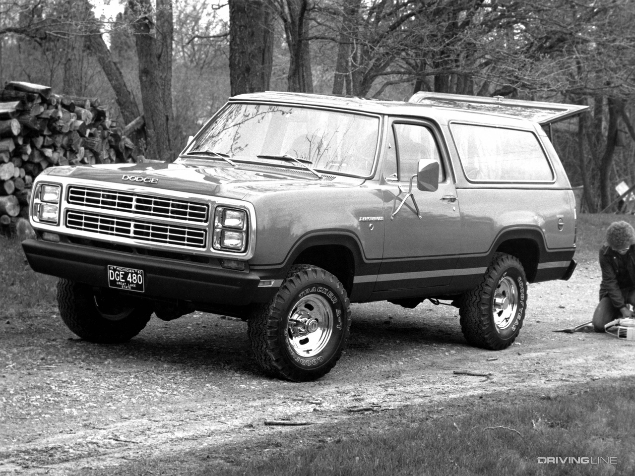 Dodge Ramcharger loading up