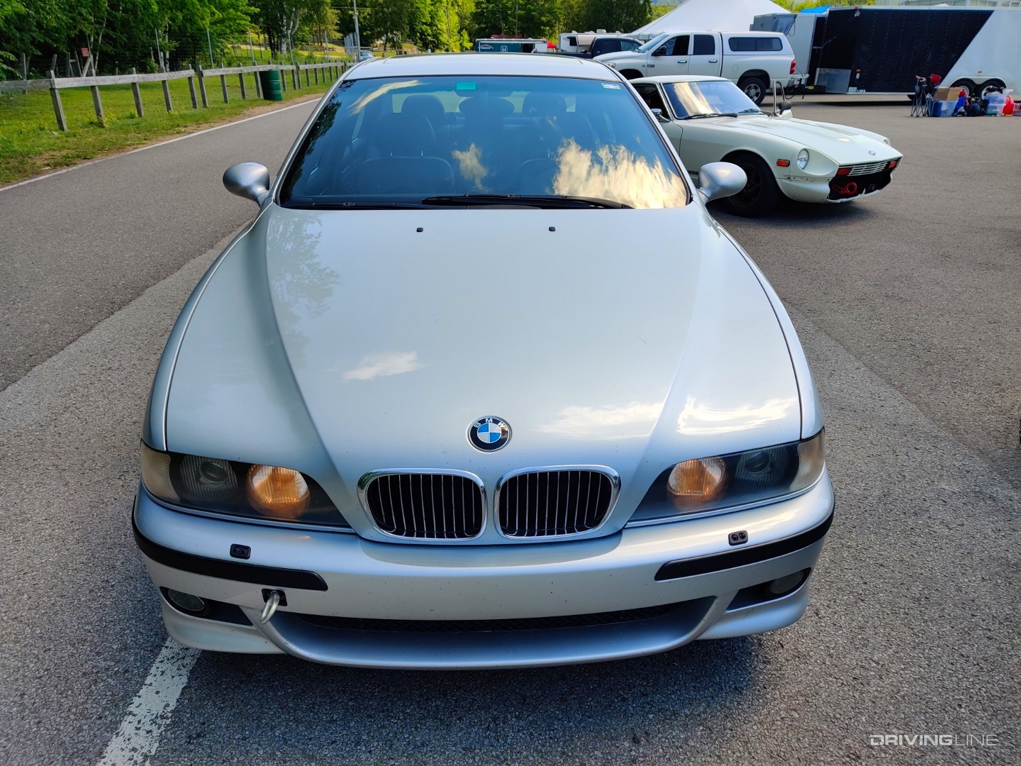 BMW M5 and Datsun Z on Nittos