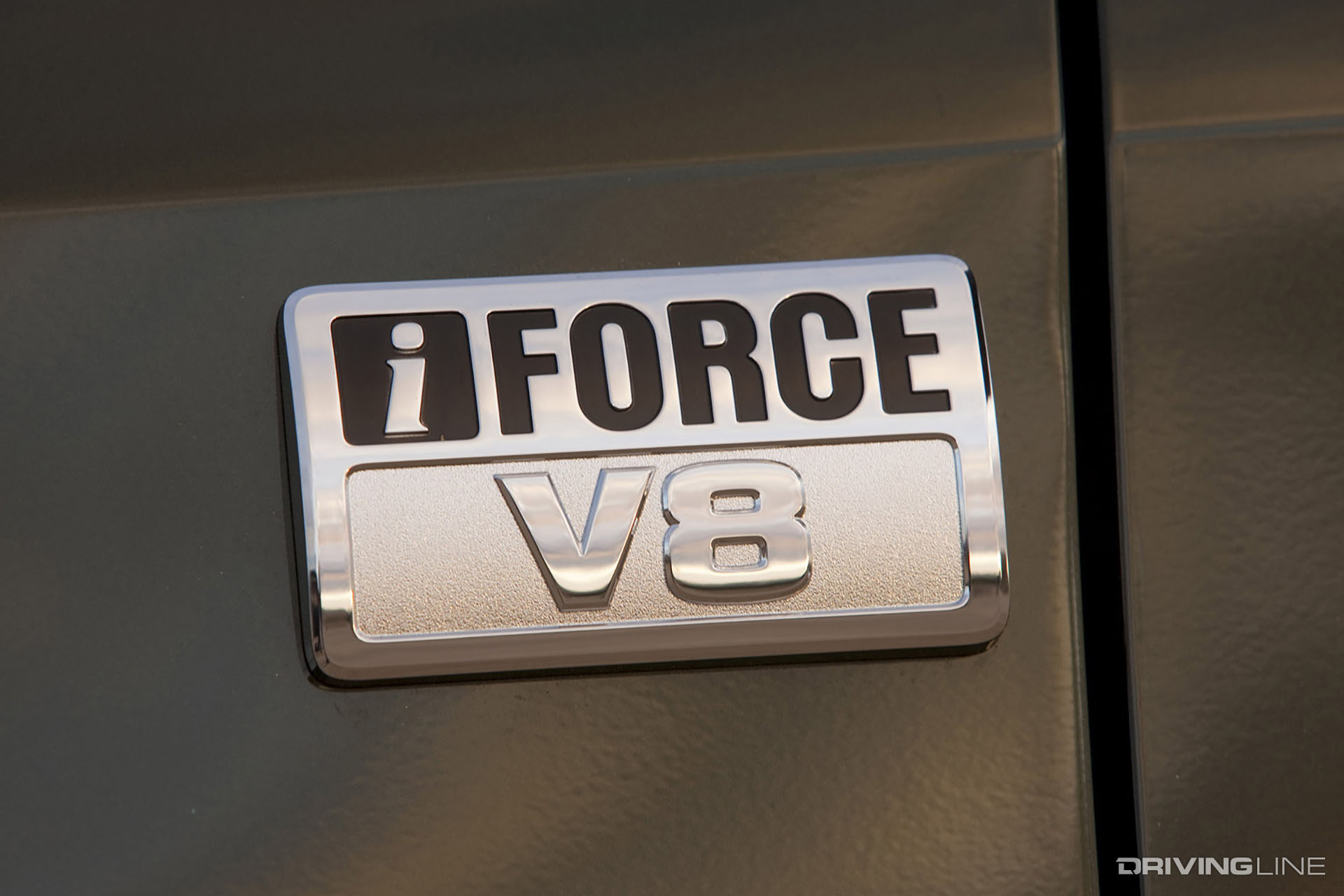 I Force V8 Badge