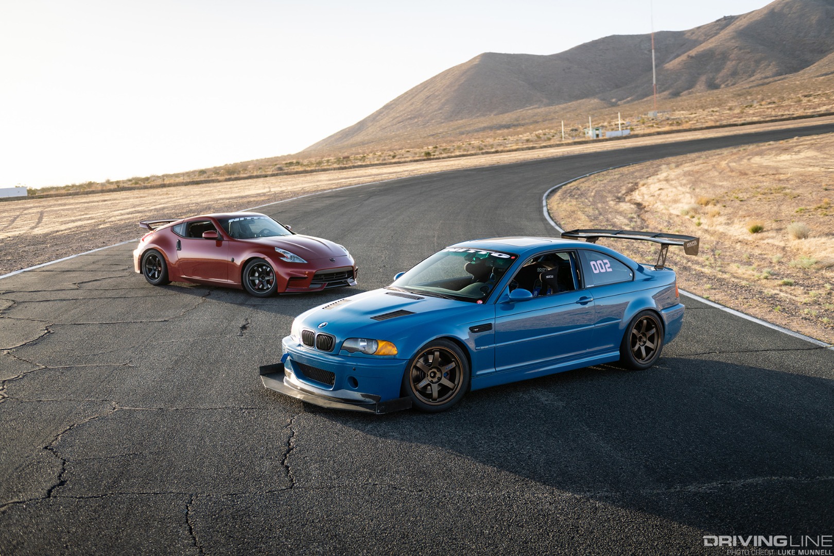 Driver Battles Willow Springs BMW E46 vs Nissan 370Z
