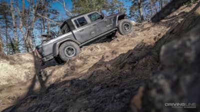Jeep Gladiator vs Jeep Wrangler: Which Is Right For You? | DrivingLine