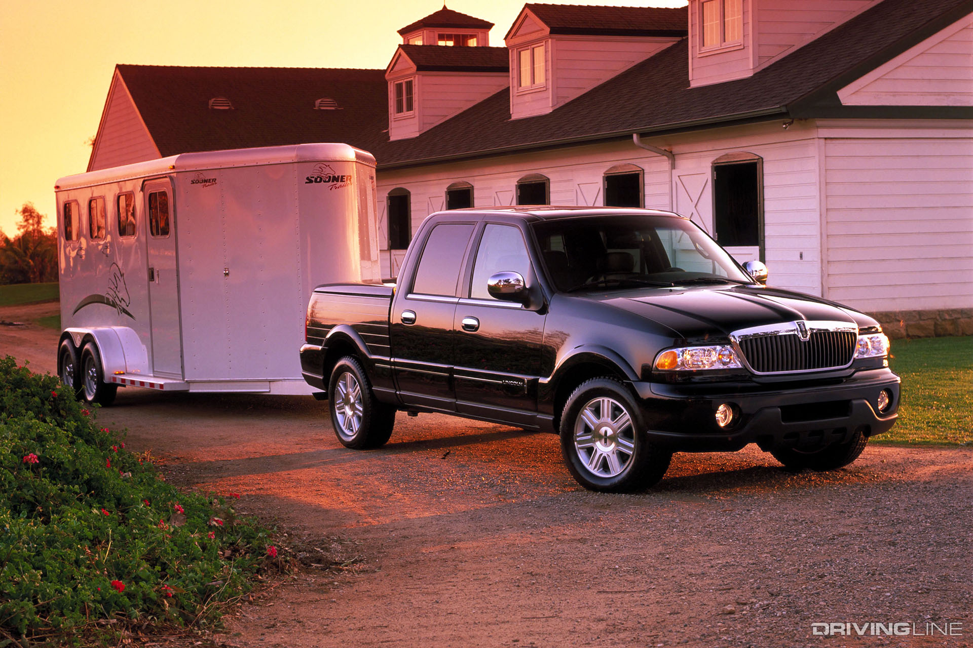 Lincoln Blackwood Towing Horse Trailer