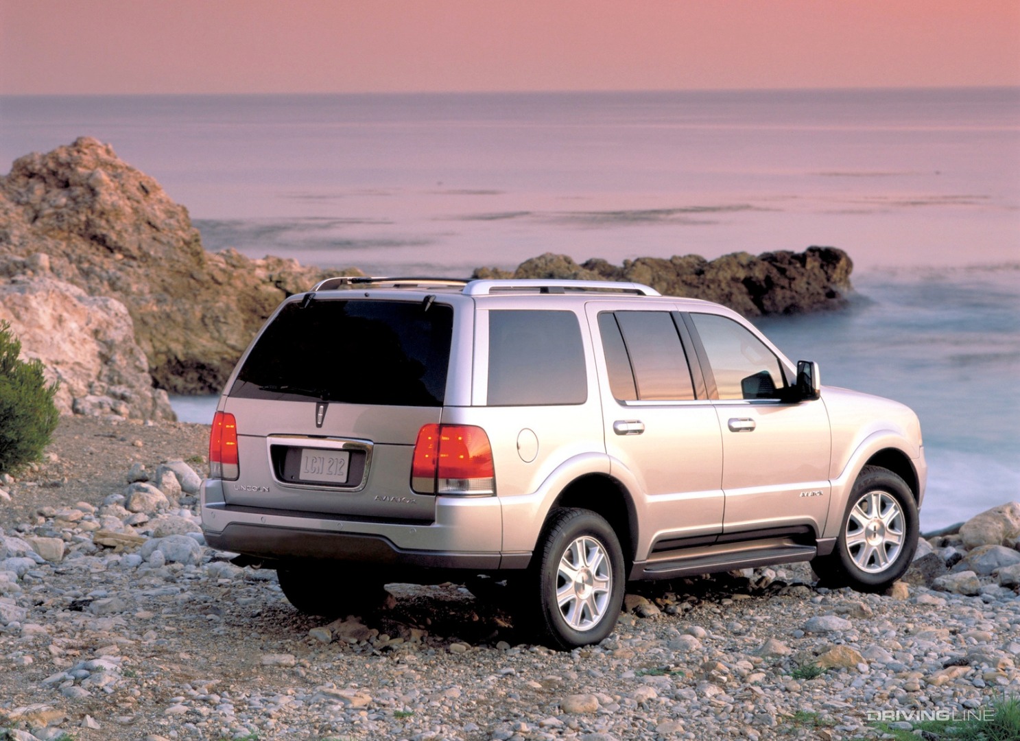 Lincoln Aviator rearview