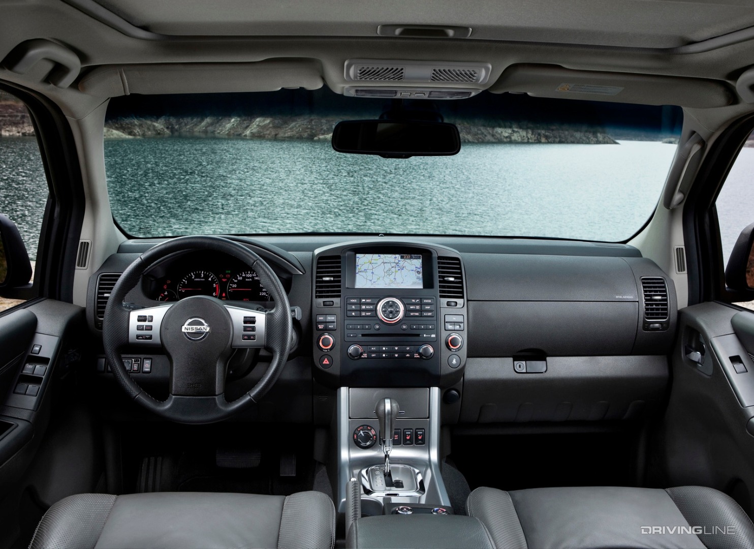 Nissan Pathfinder interior