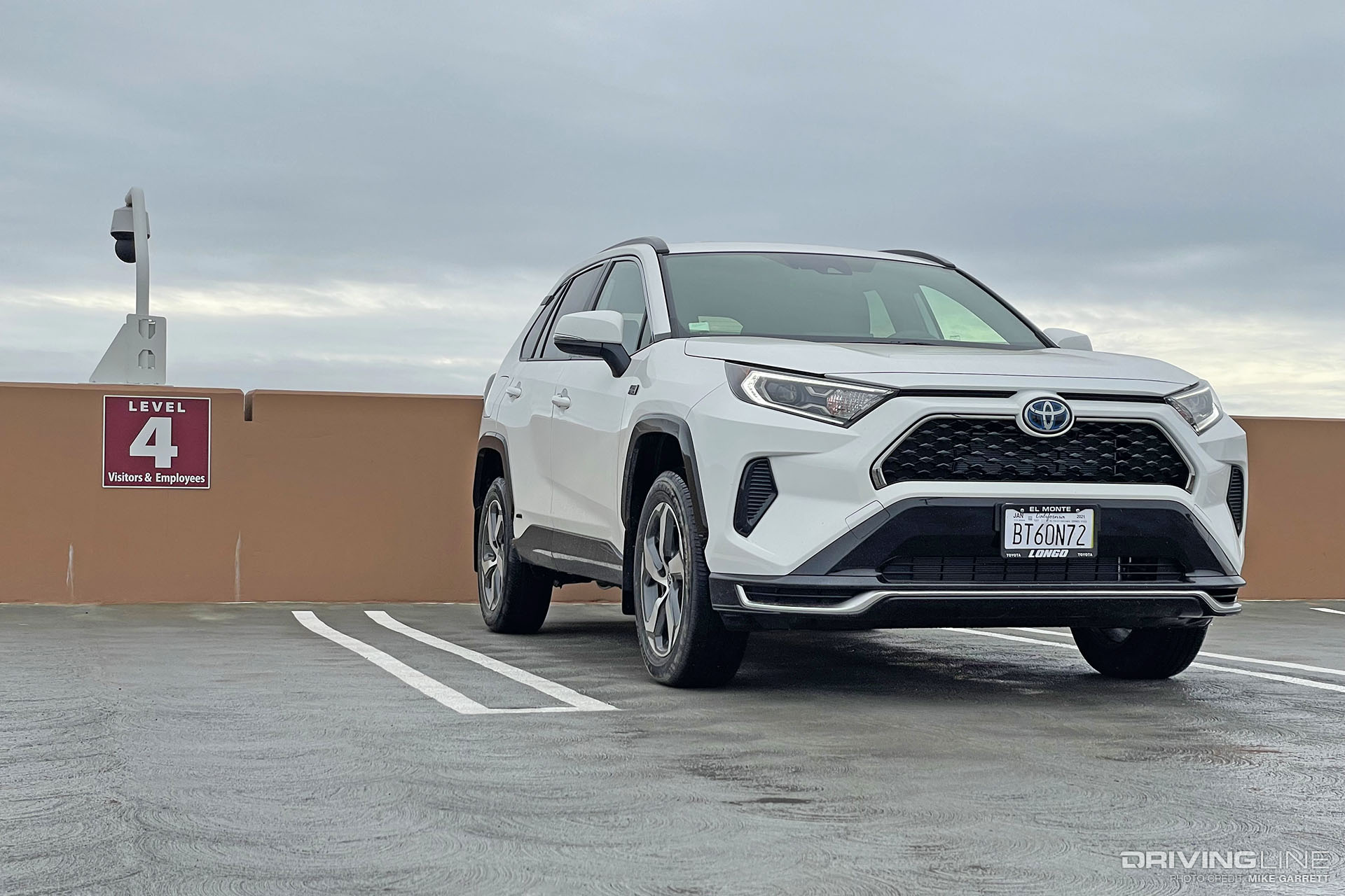 2021 Toyota RAV4 Prime SE Front View