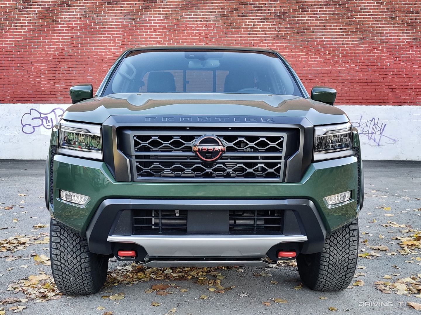 2022 Nissan Frontier front view