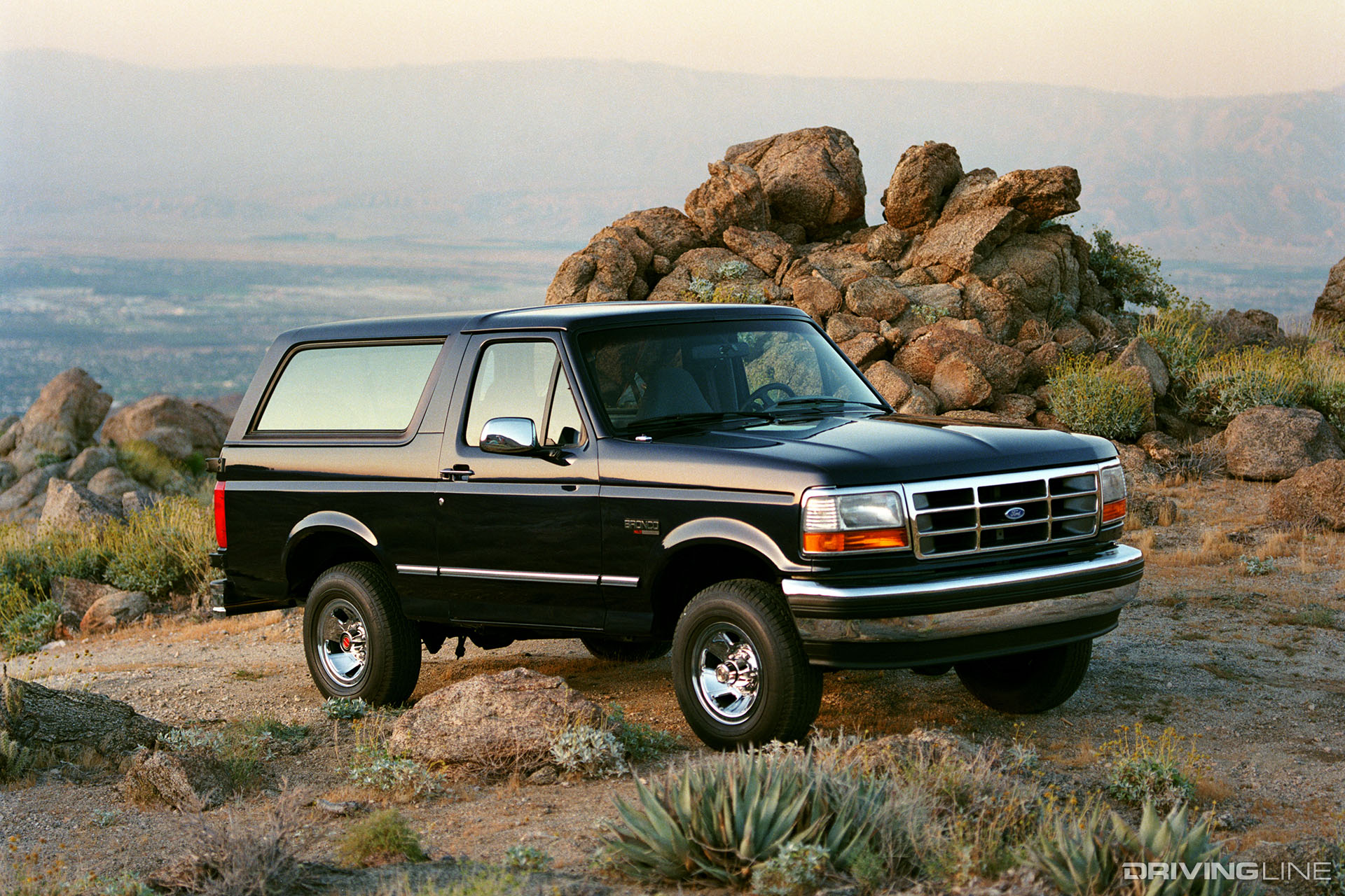 Ford Bronco 1990s Black