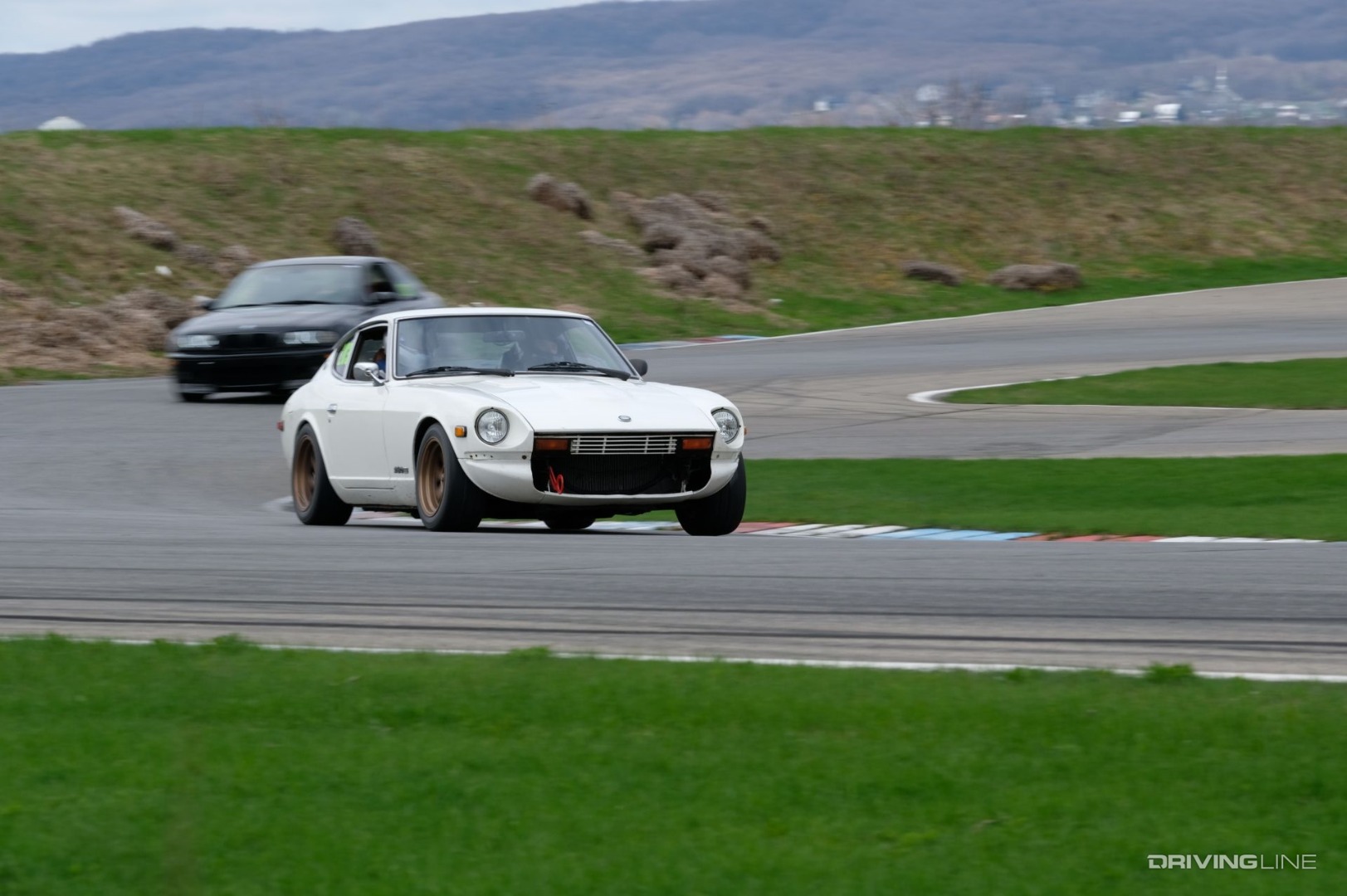 Datsun 280Z on track on Nittos