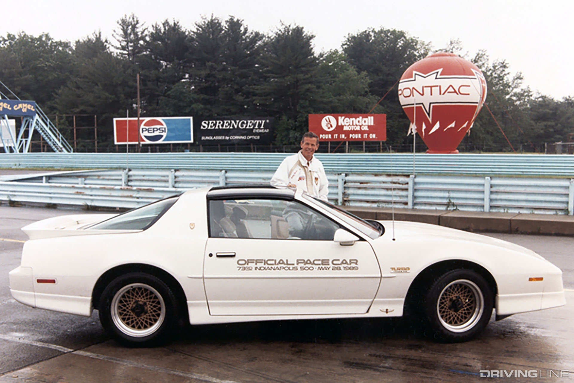 Pontiac Trans Am Turbo 1989 Side View