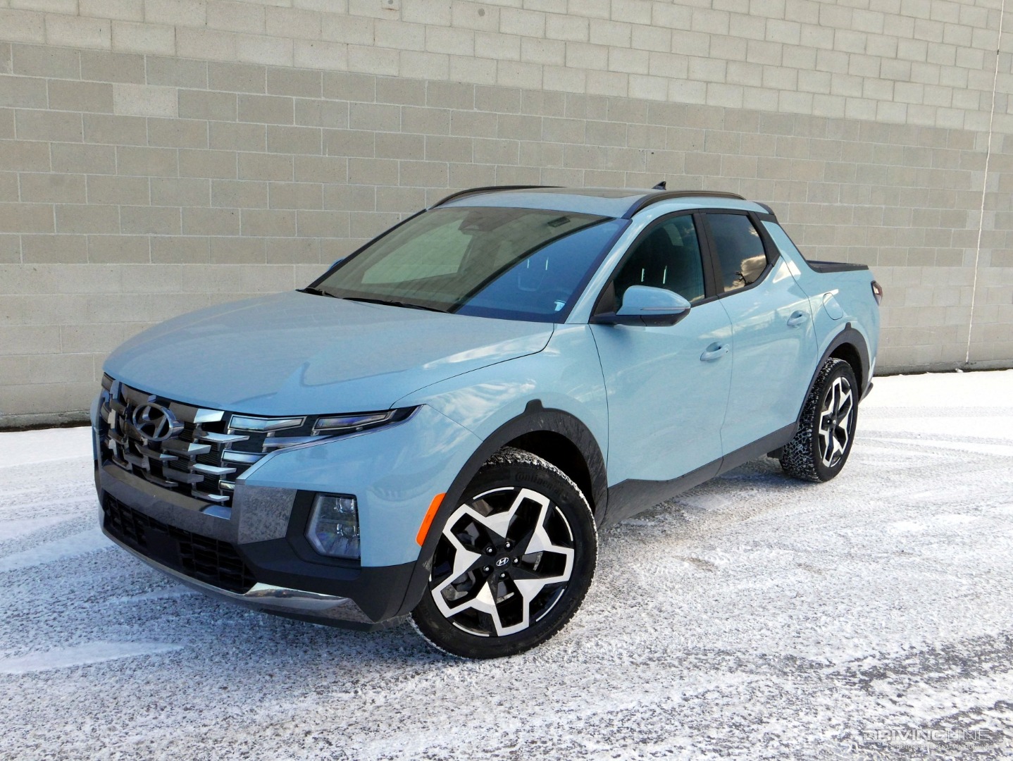 2022 Hyundai Santa Cruz front 3/4