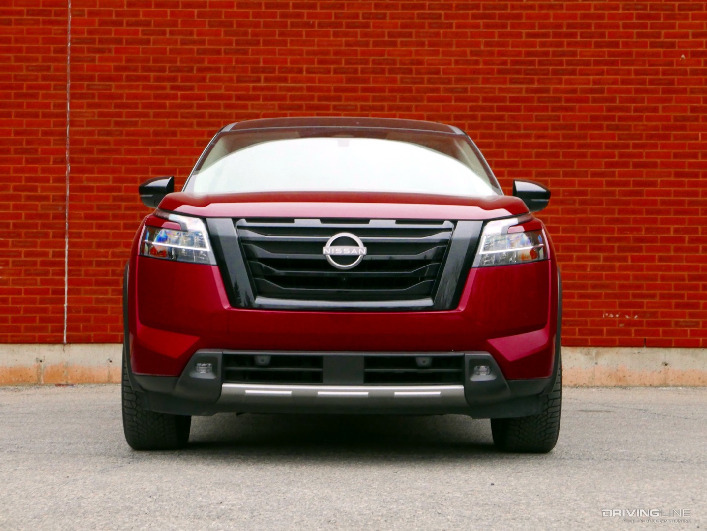 2022 Nissan Pathfinder front view