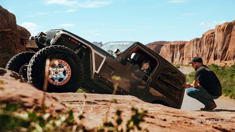 jeep rock climbing moab rim trail