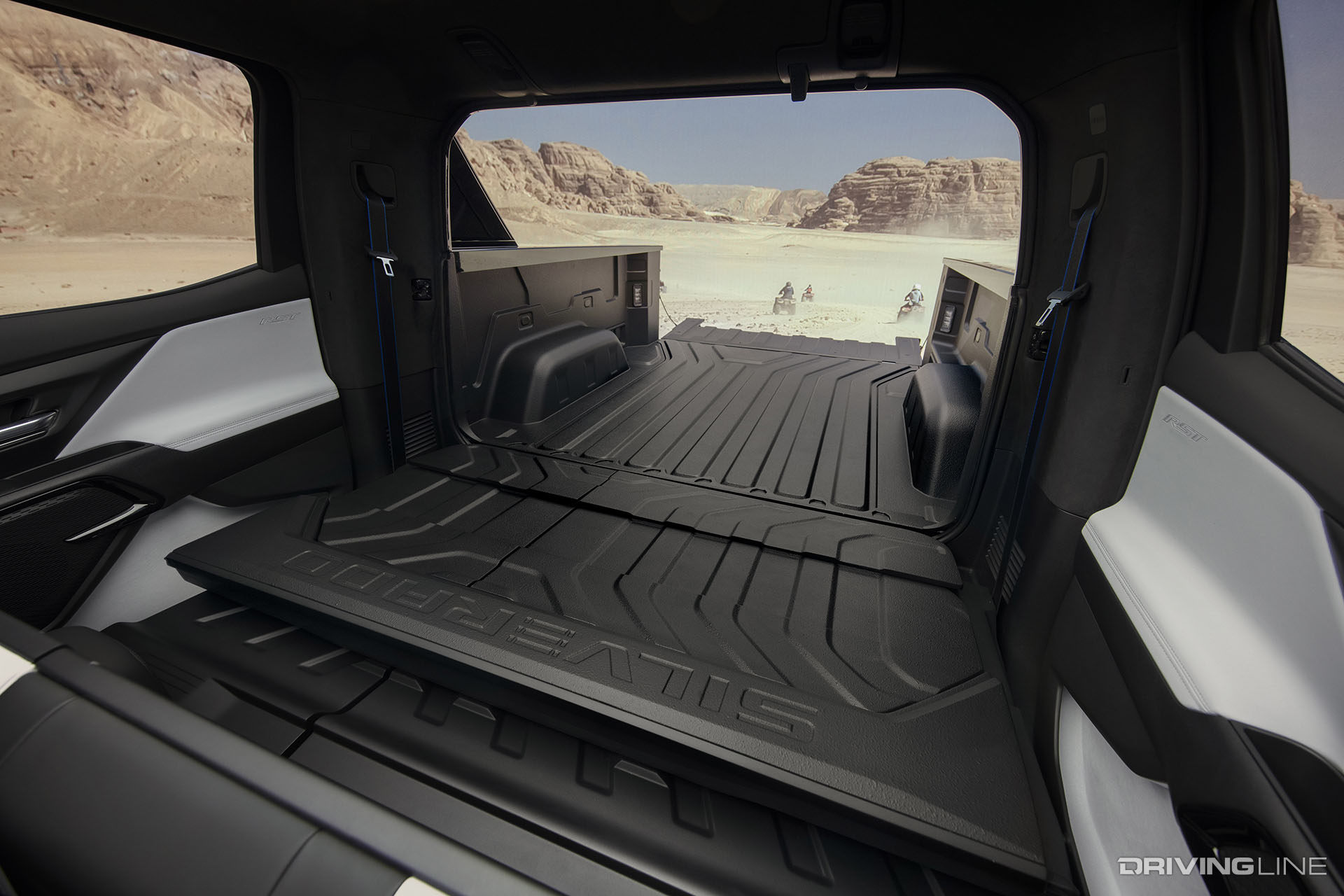 2024 Silverado EV MidGate