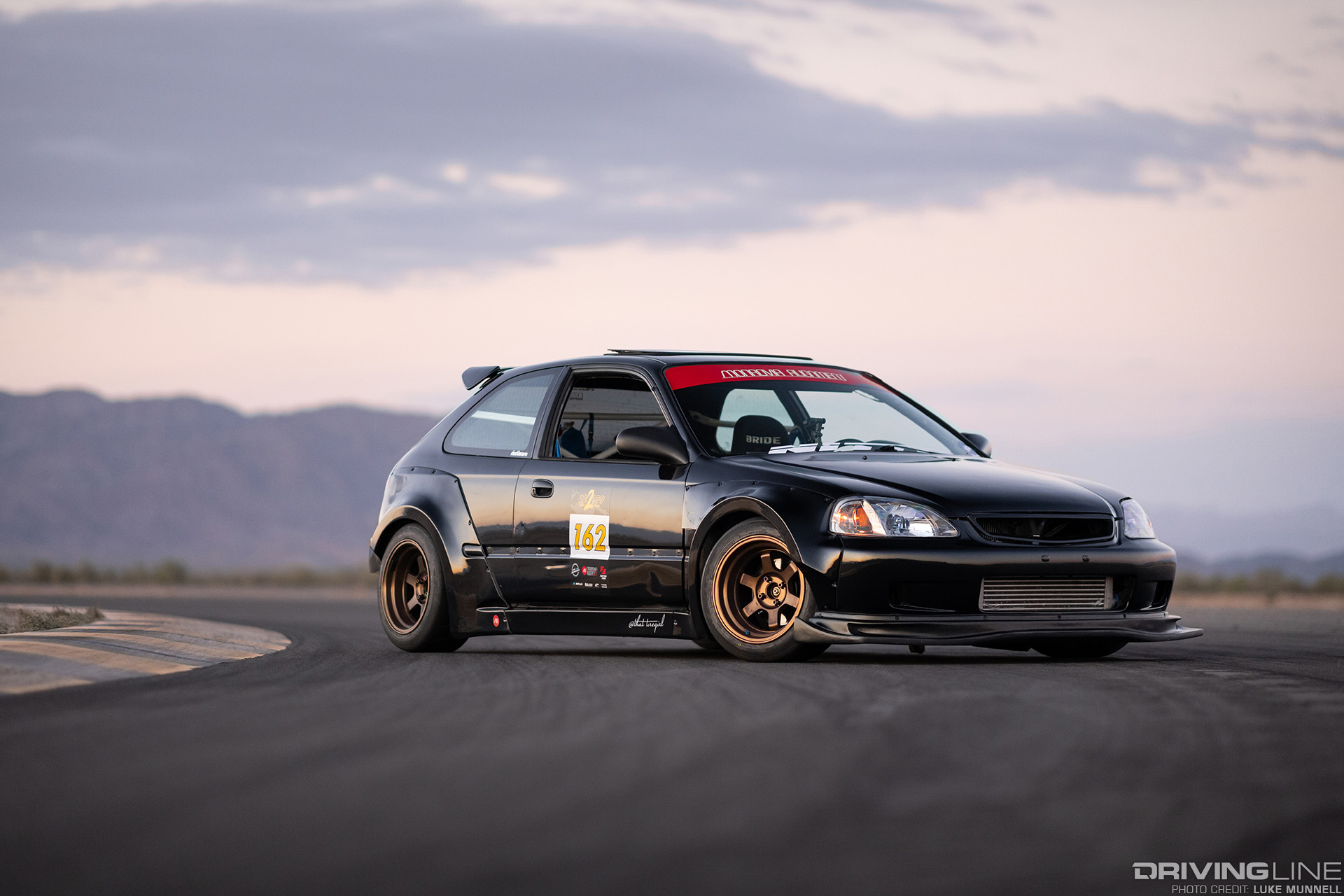 honda civic racing at chuckwalla raceway driver battles