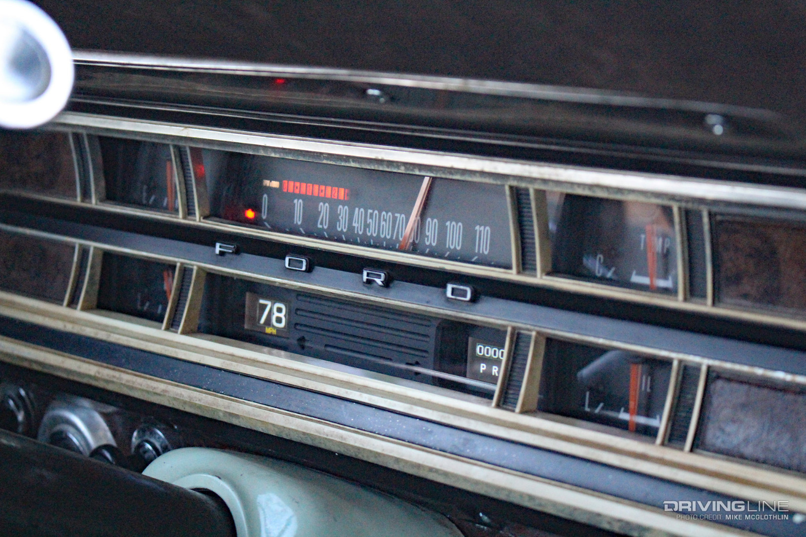 Dakota Digital Dash in a Ford F100 Coyote