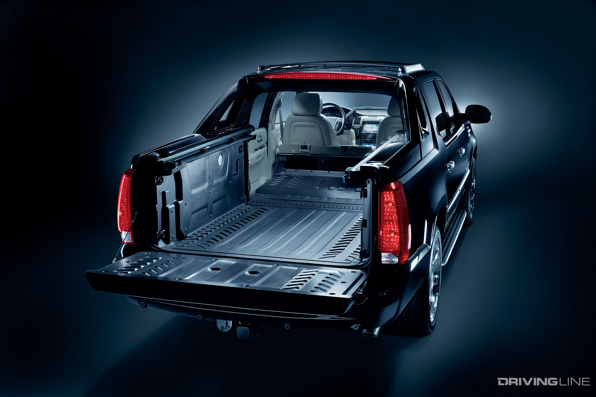 Escalade EXT Midgate