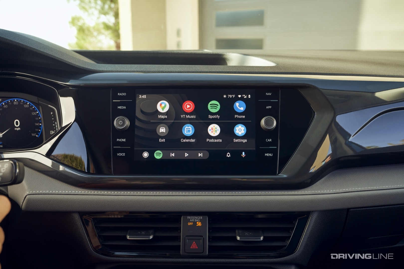 2022 Volkswagen Taos infotainment