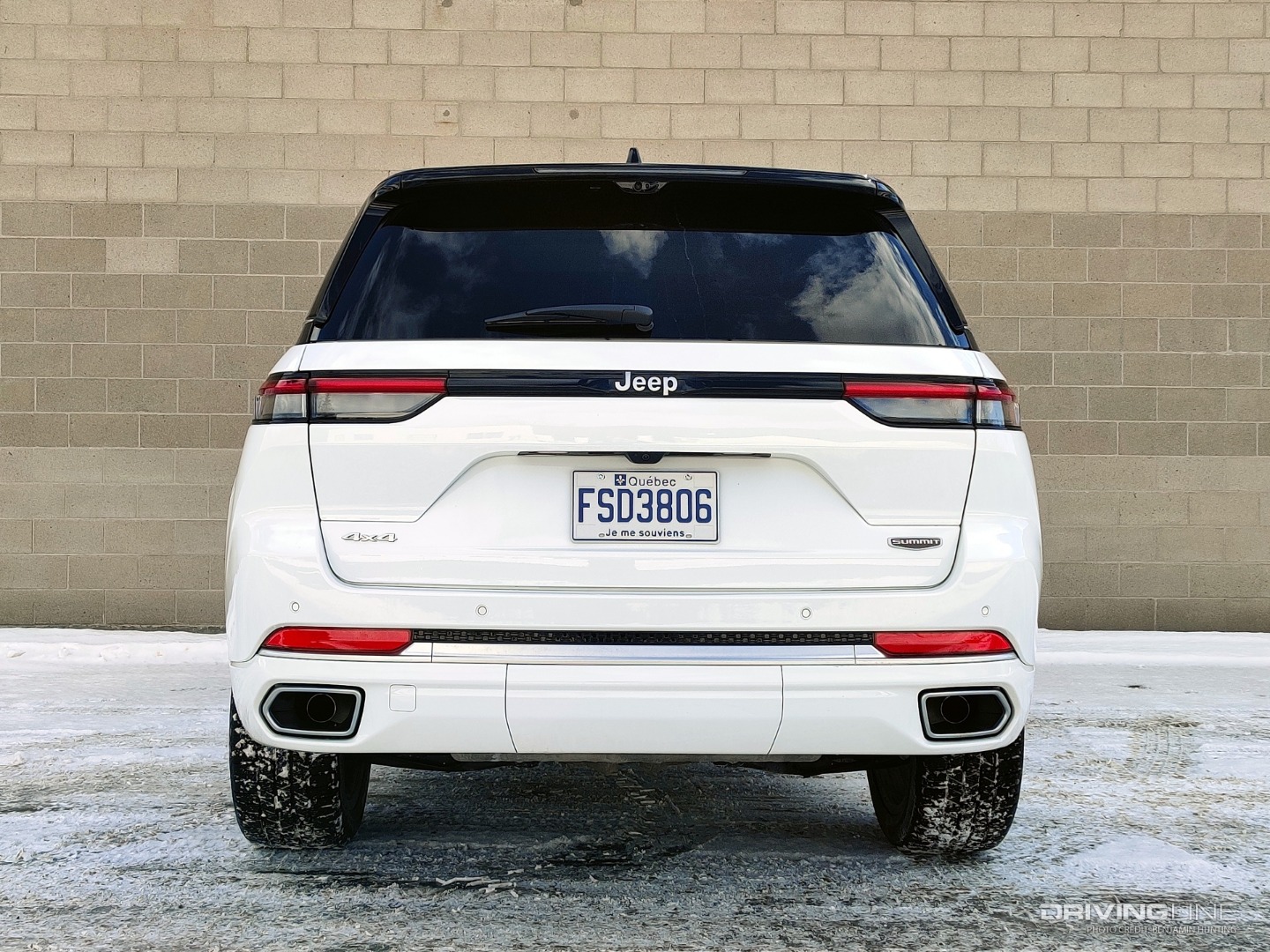2022 Jeep Grand Cherokee Summit Reserve rear view