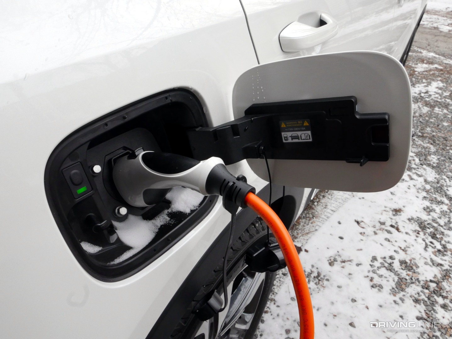 2022 Kia Sorento PHEV plugged into wall