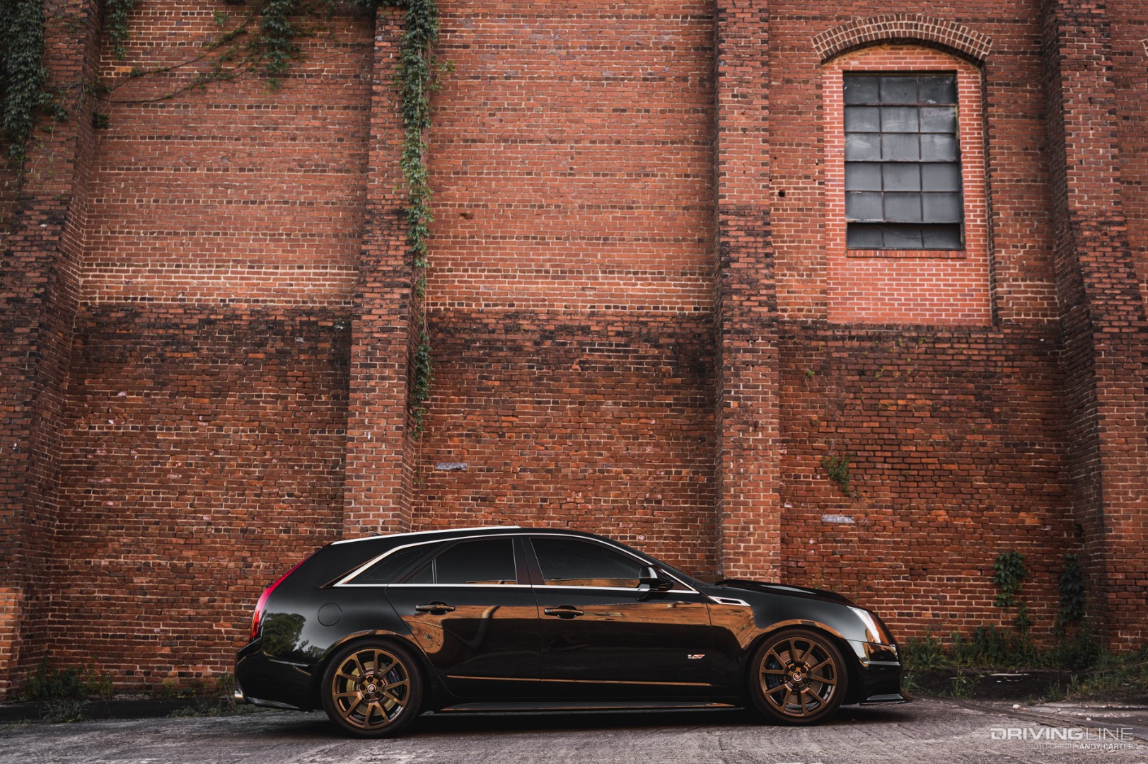 Cadillac CTS-V wagon from side