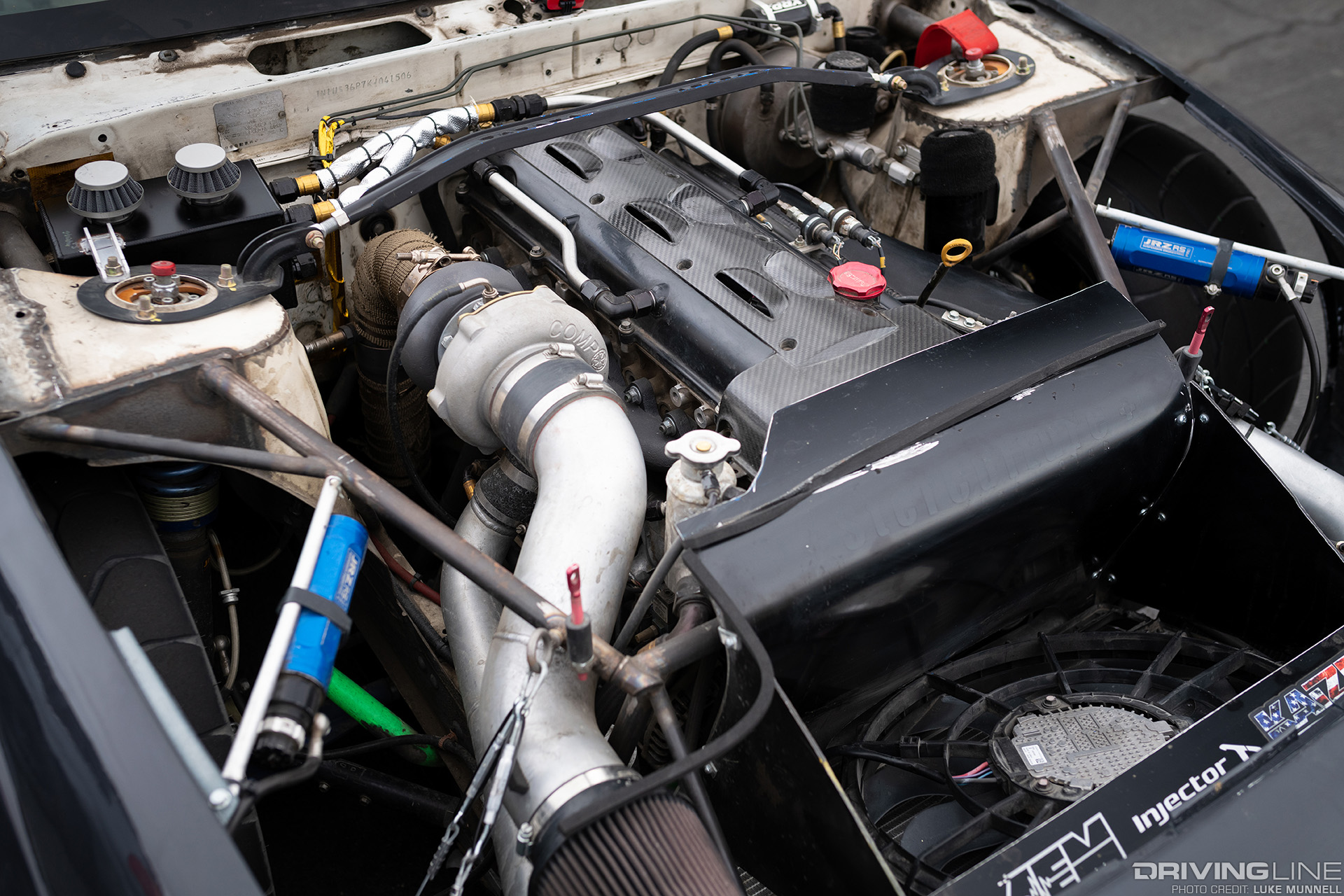 closeup nissan 240sx racing engine