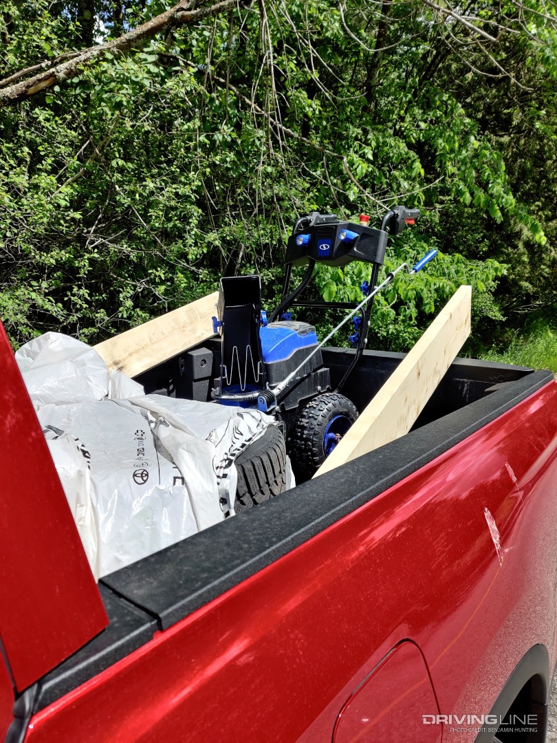 2022 Honda Ridgeline hauling stuff in the cargo bed