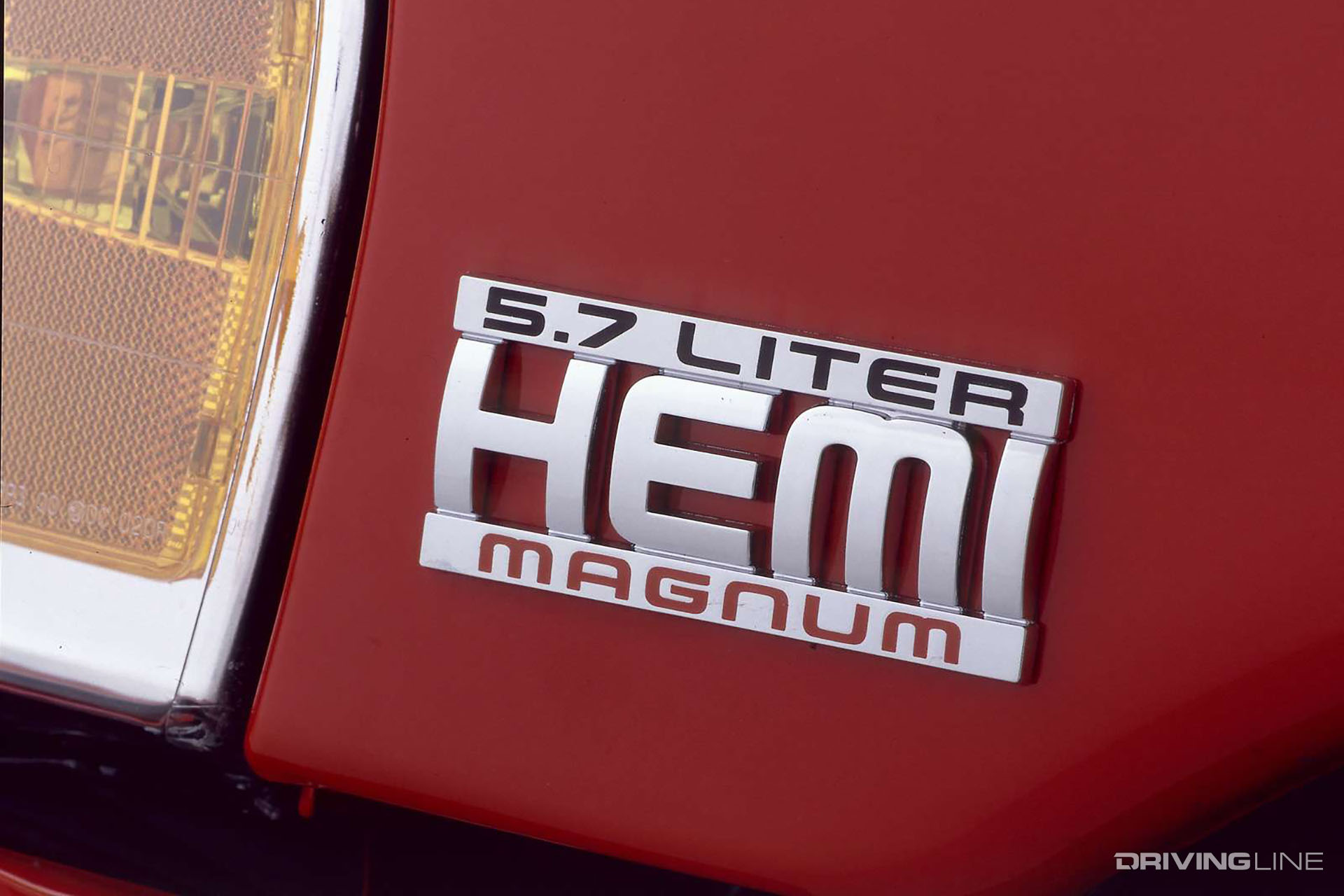 Dodge 5.7 Hemi V8 Badge