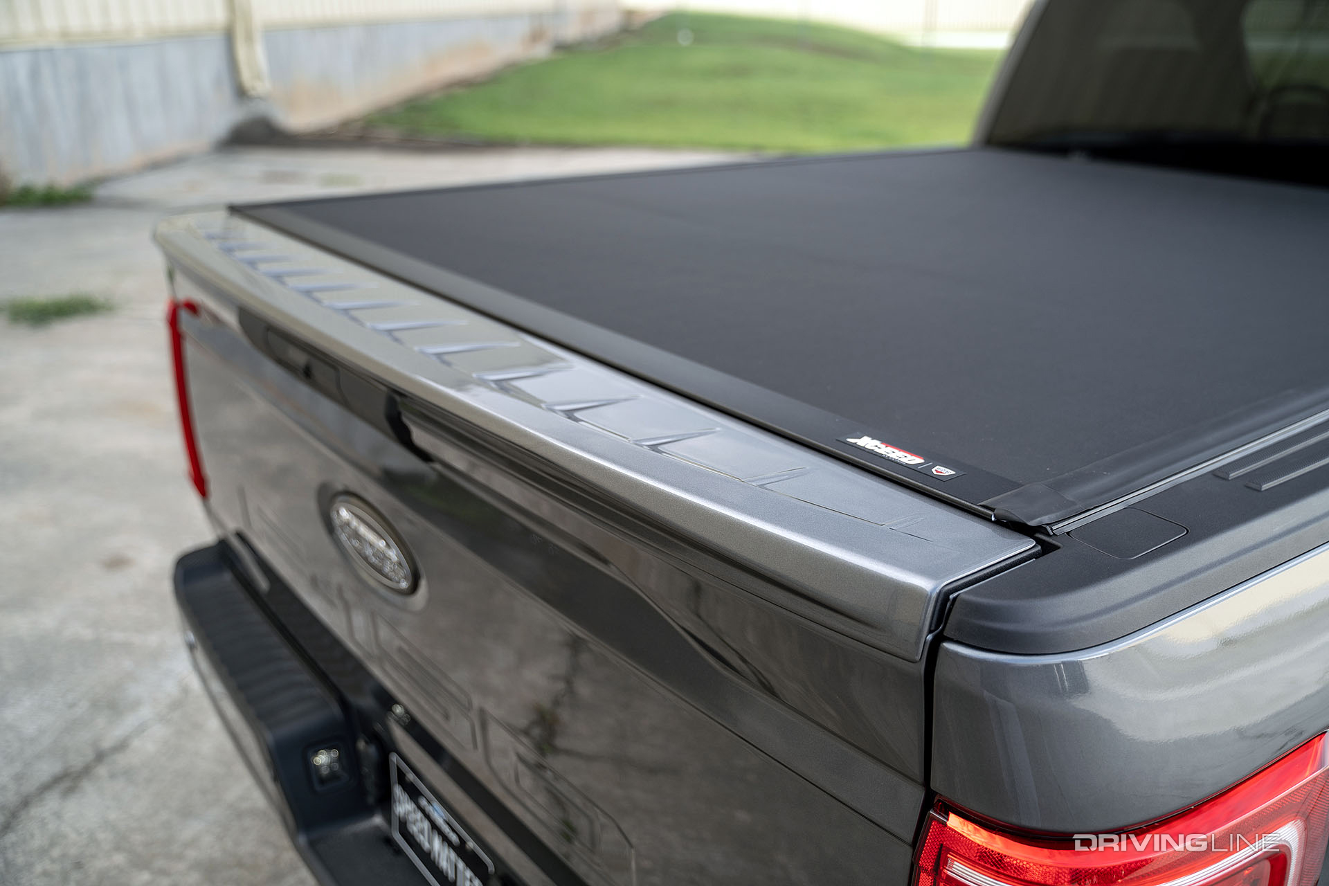 steeda f-150 thunder closeup of tonneau cover