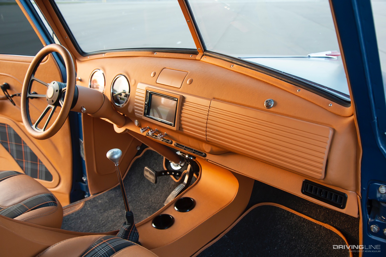 Dash of Clay Herron's '50 Chevy Suburban