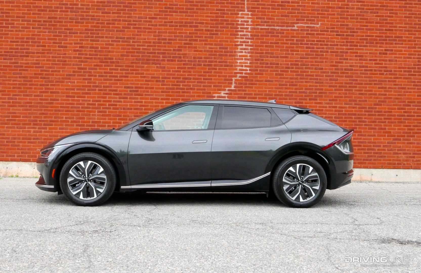 2022 Kia EV6 side profile