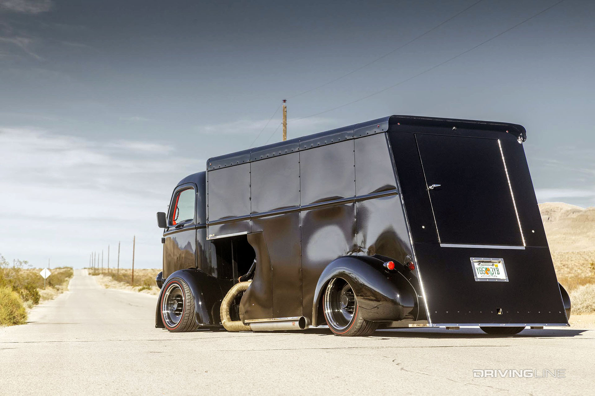 international harvester cab over truck 3 quarter view