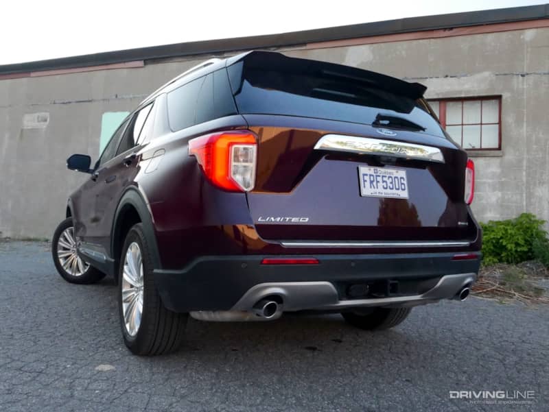 2022 Ford Explorer Hybrid rear 3/4 view