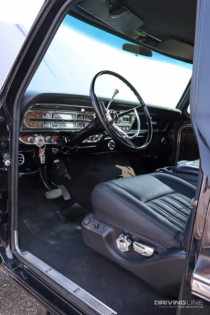 Classic Ford F-350 Super Duty Seats