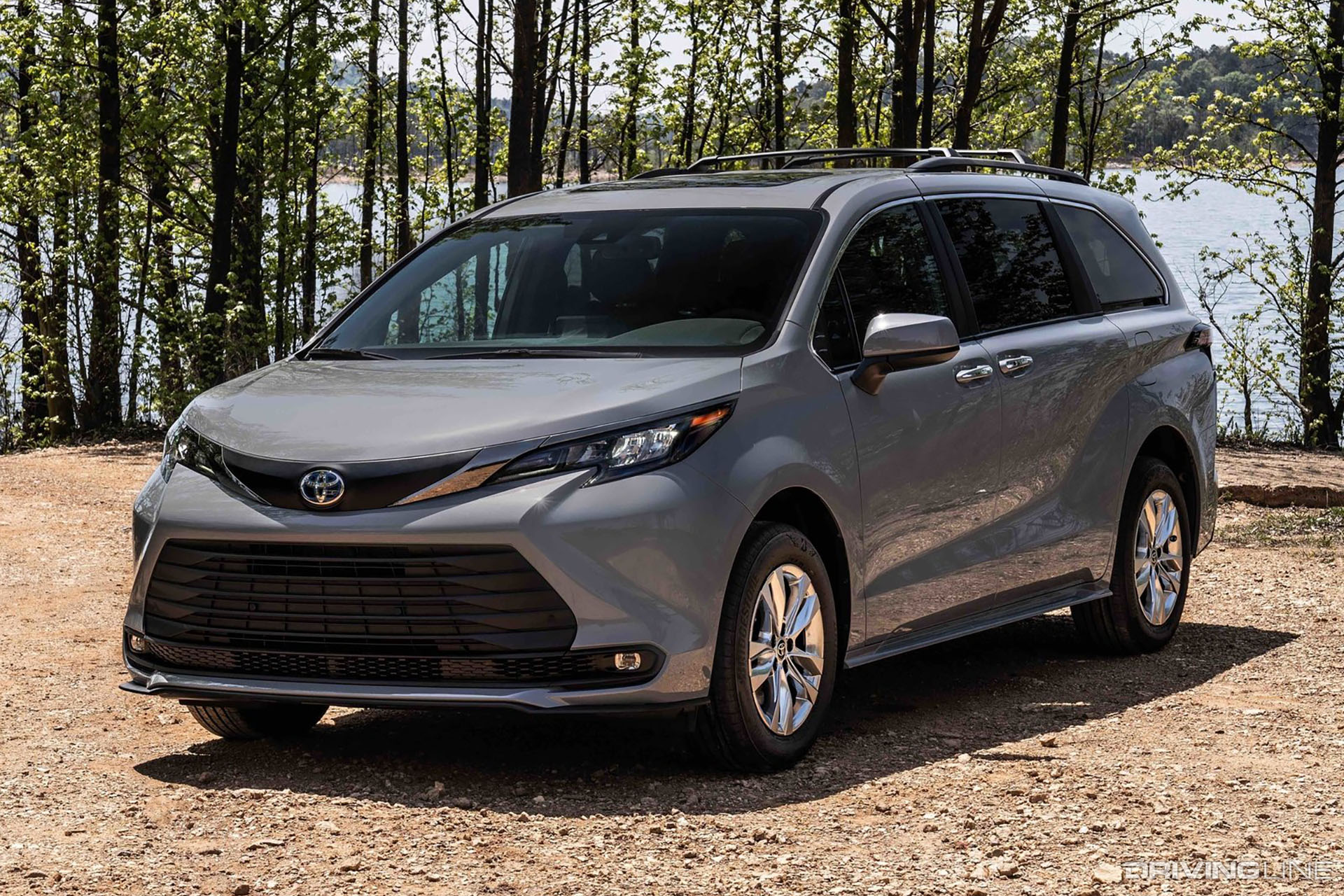 2021 Toyota Sienna Woodland Edition Front View