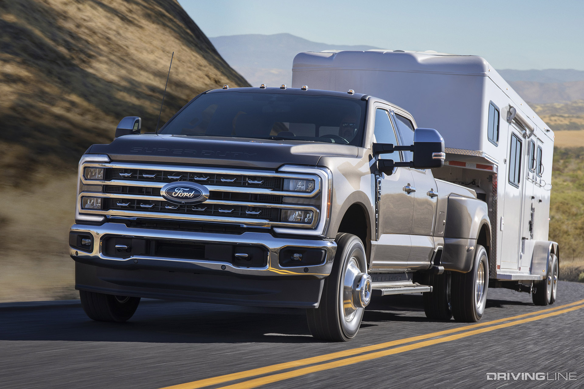 2023 Ford Super Duty Dually Towing