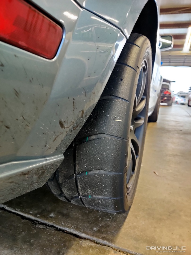 2005 Ford Mustang GT full tread tire NT01
