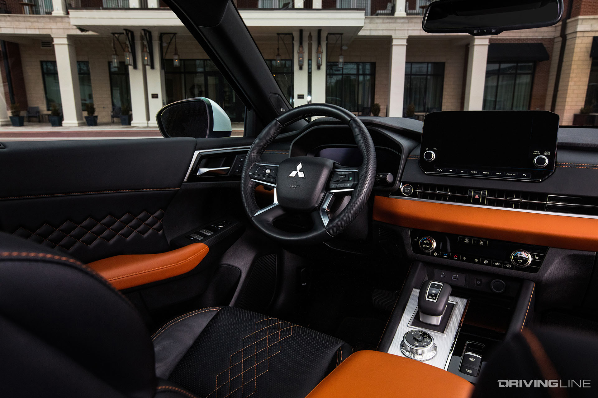 2023 Mitsubishi Outlander Interior