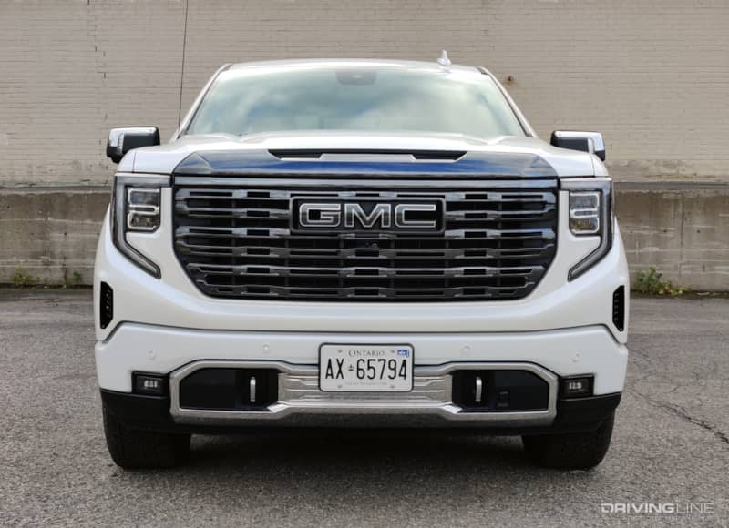 2022 GMC Sierra Denali Ultimate front view