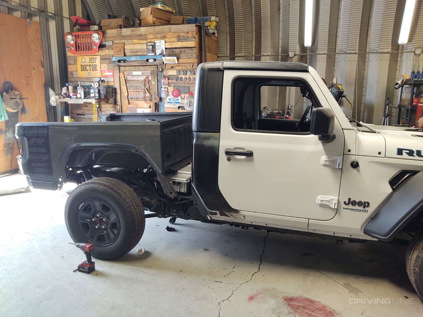 custom Jeep gladiator bed for Wrangler 4xe