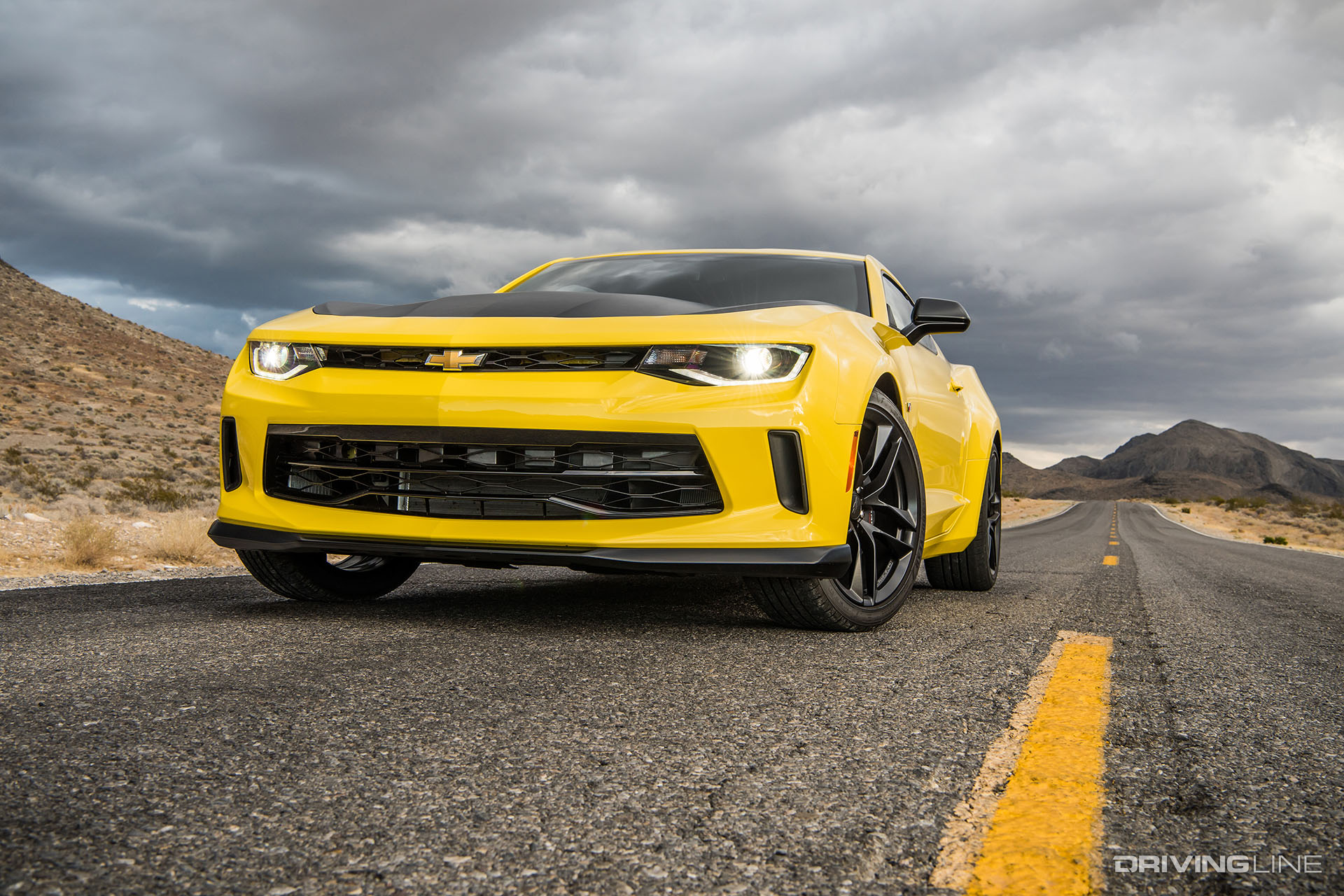 Camaro V6 1LE Yellow Front View